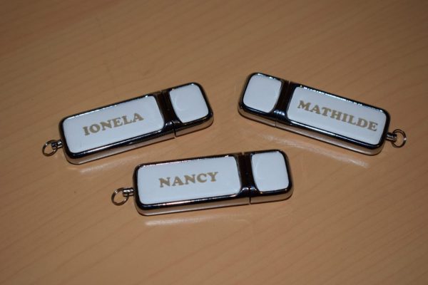 Clé USB en simili cuir