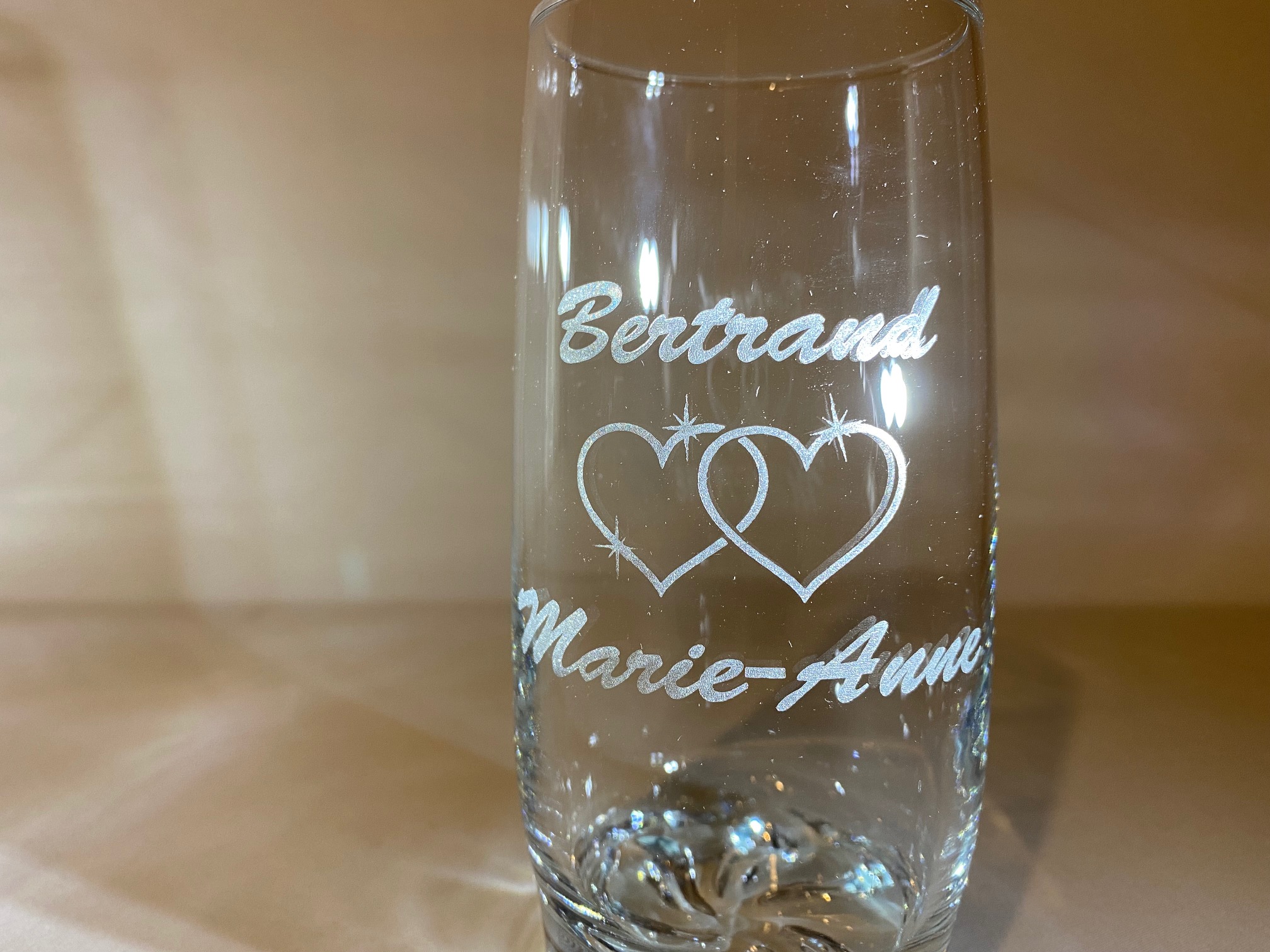 Gravure verre à bière 2 Verre à bière personnalisé #2. Gravure laser personnalisée. – Image 2